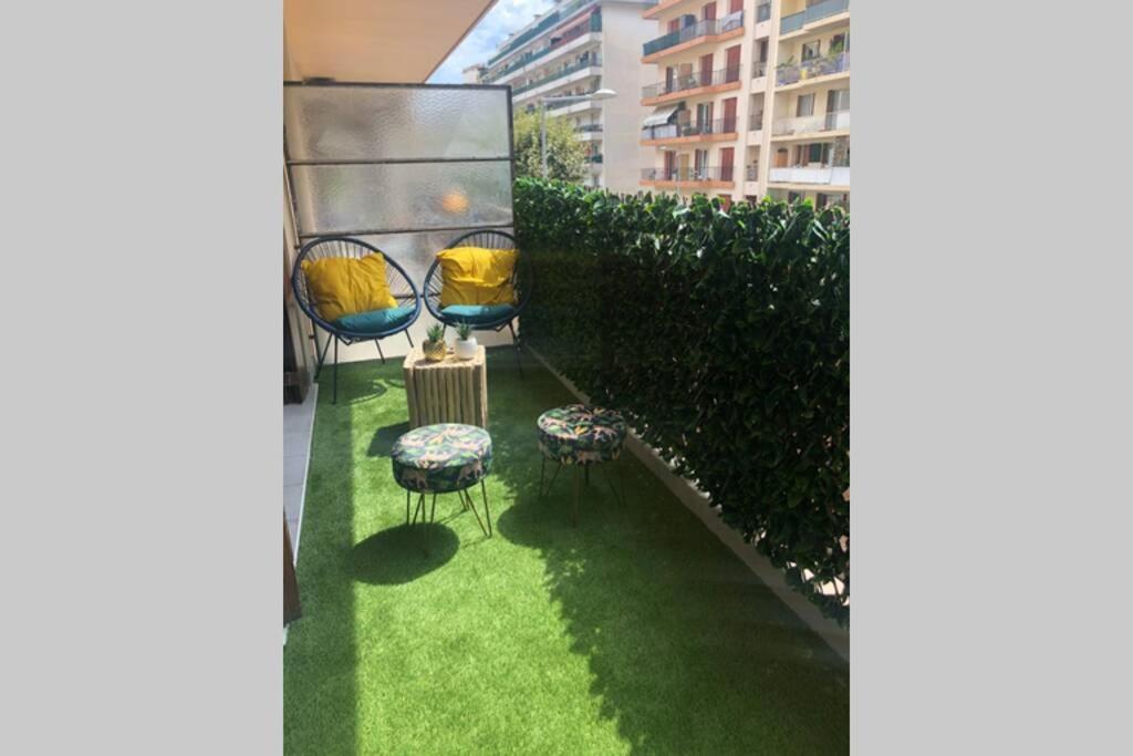 Nid D'Amour Baignoire/Jacuzzi Nizza Exterior foto